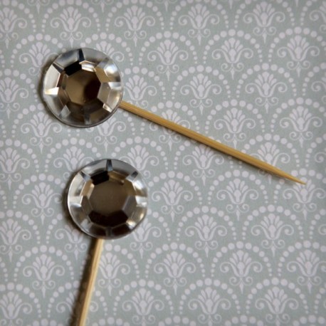 Piques de décoration diamant